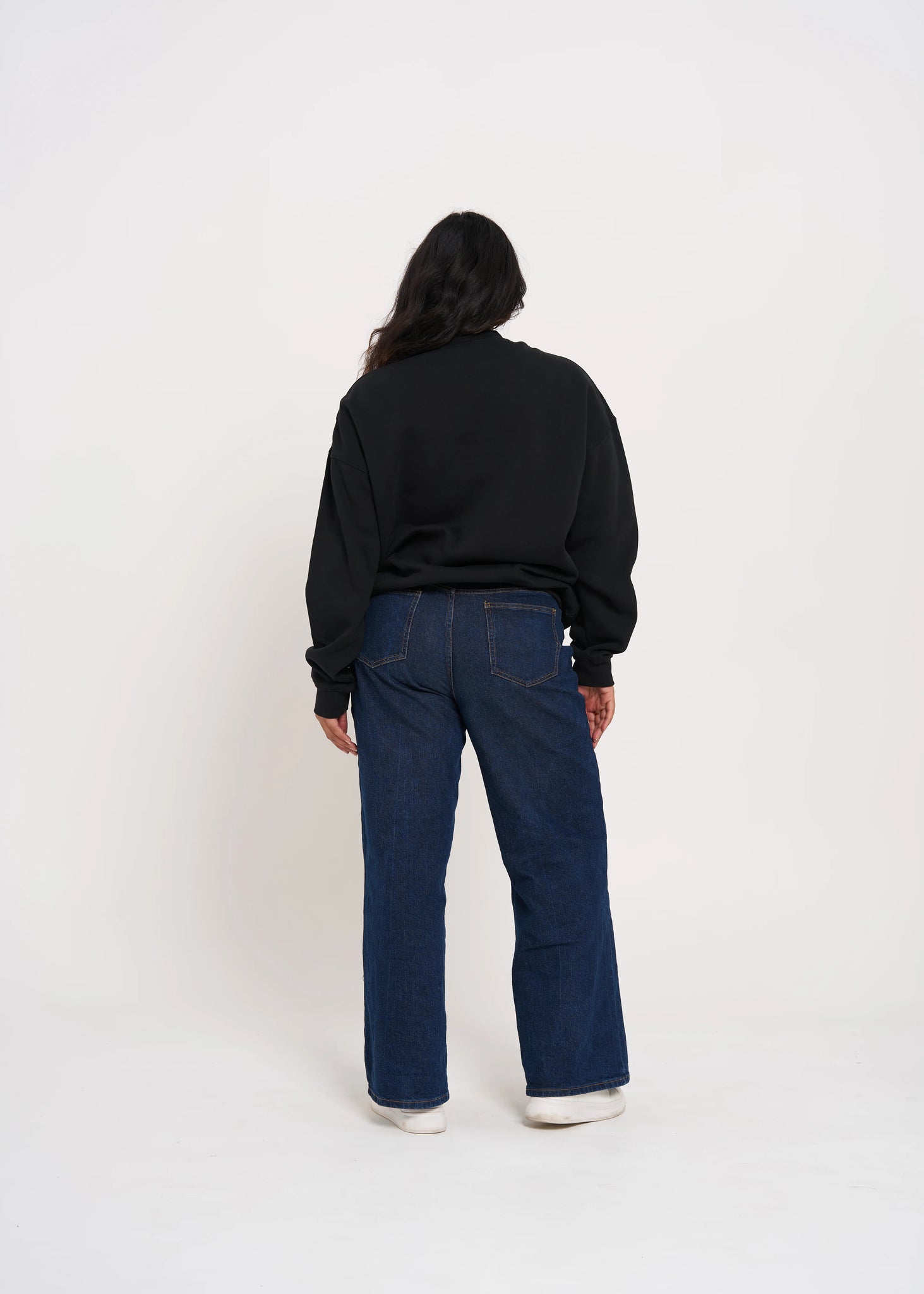 La Femme Fleeced Sweatshirt - Black