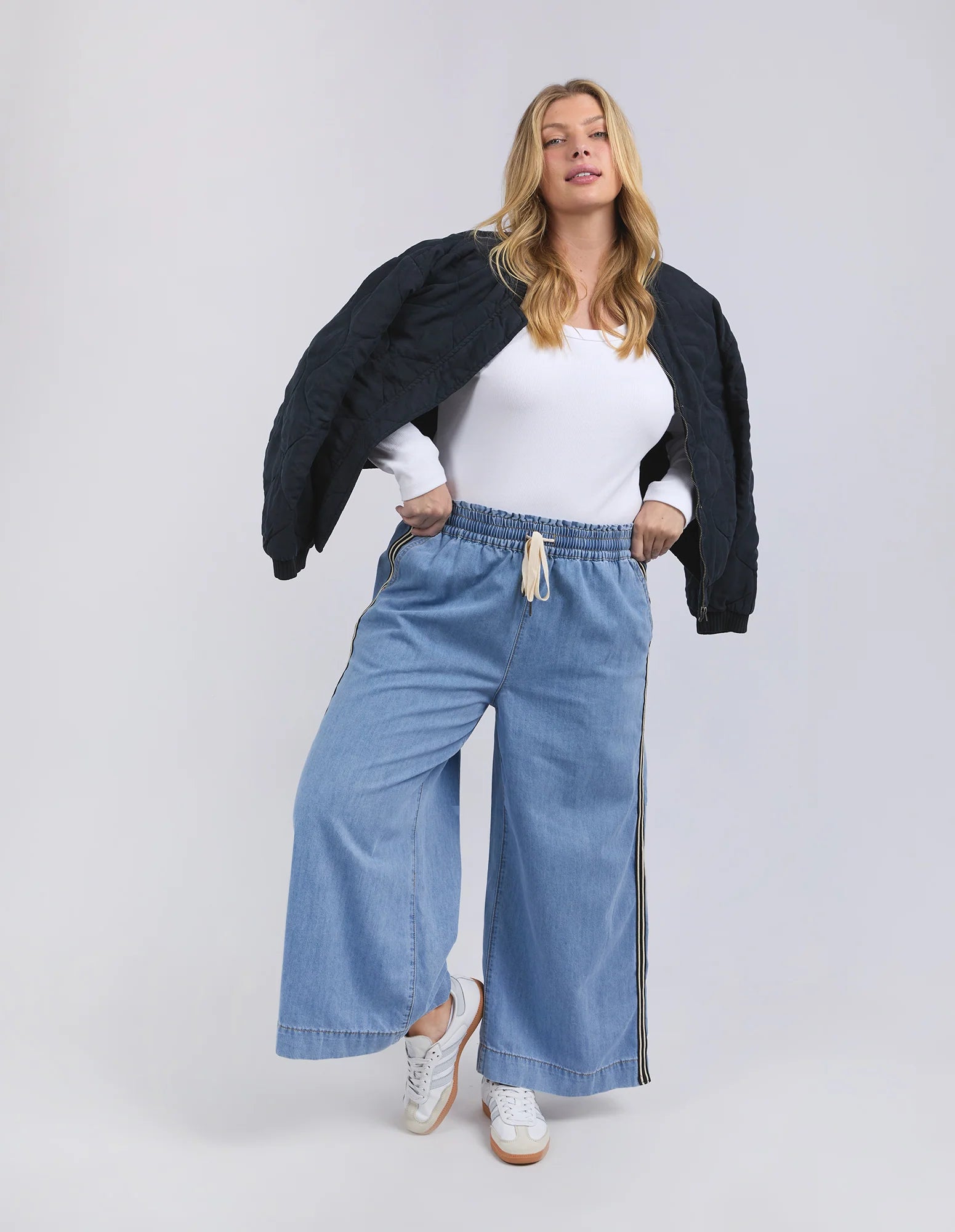 Greta Wide Leg Pant Side Tape - Light Blue