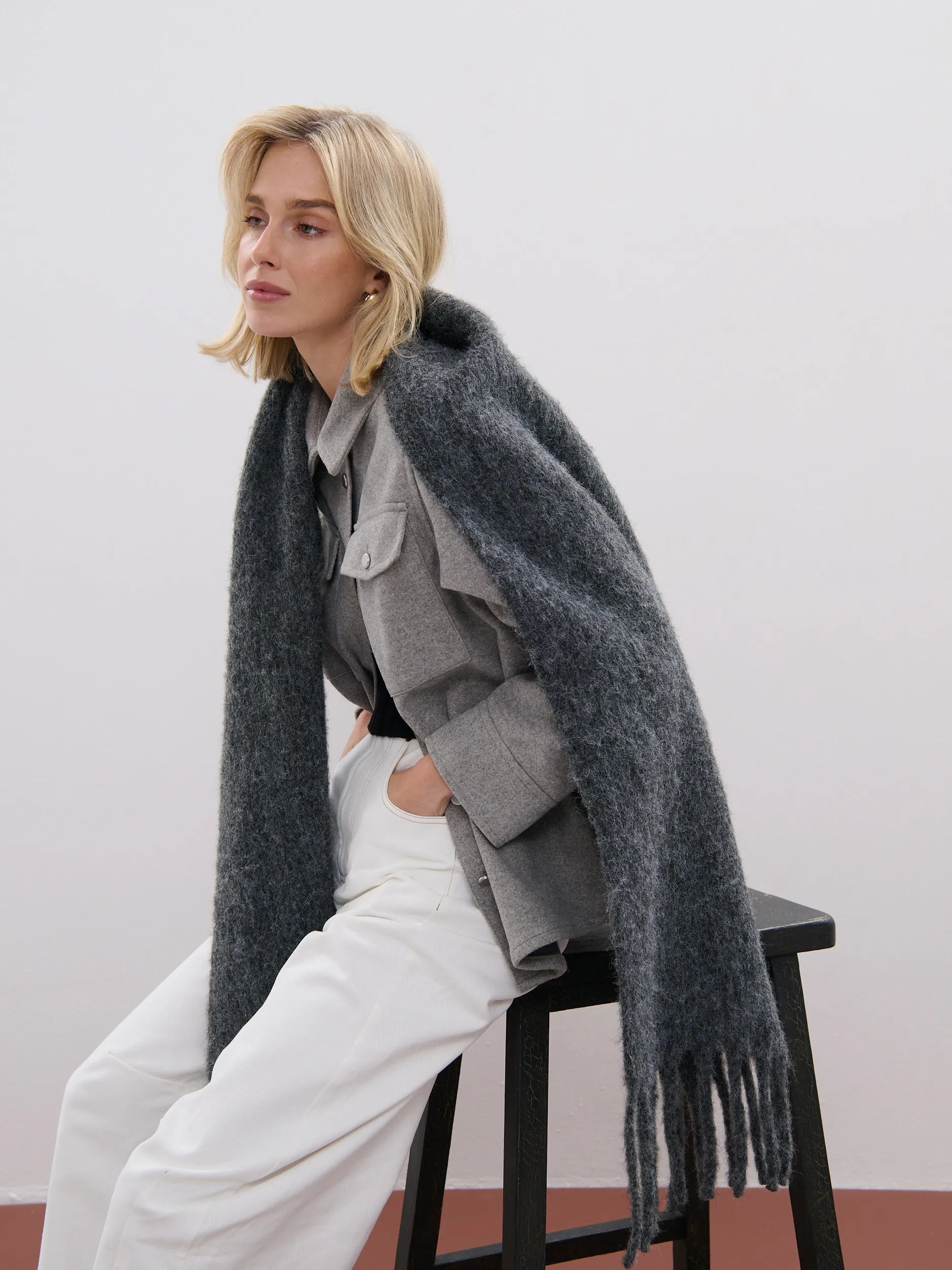 Luxe Wool Scarf Charcoal – Harlos1