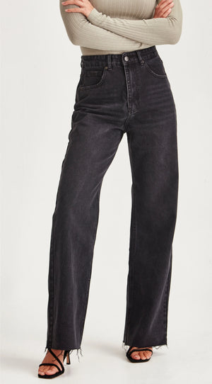 Avril Jeans - No Rips - Black