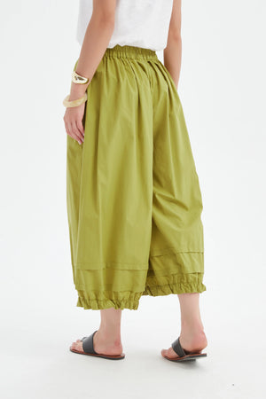 Ruffle Cuff Easy Pant - Black