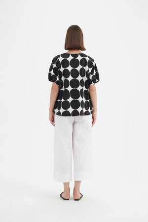 V Neck Bishop Sleeve Poplin Top - Black Spot