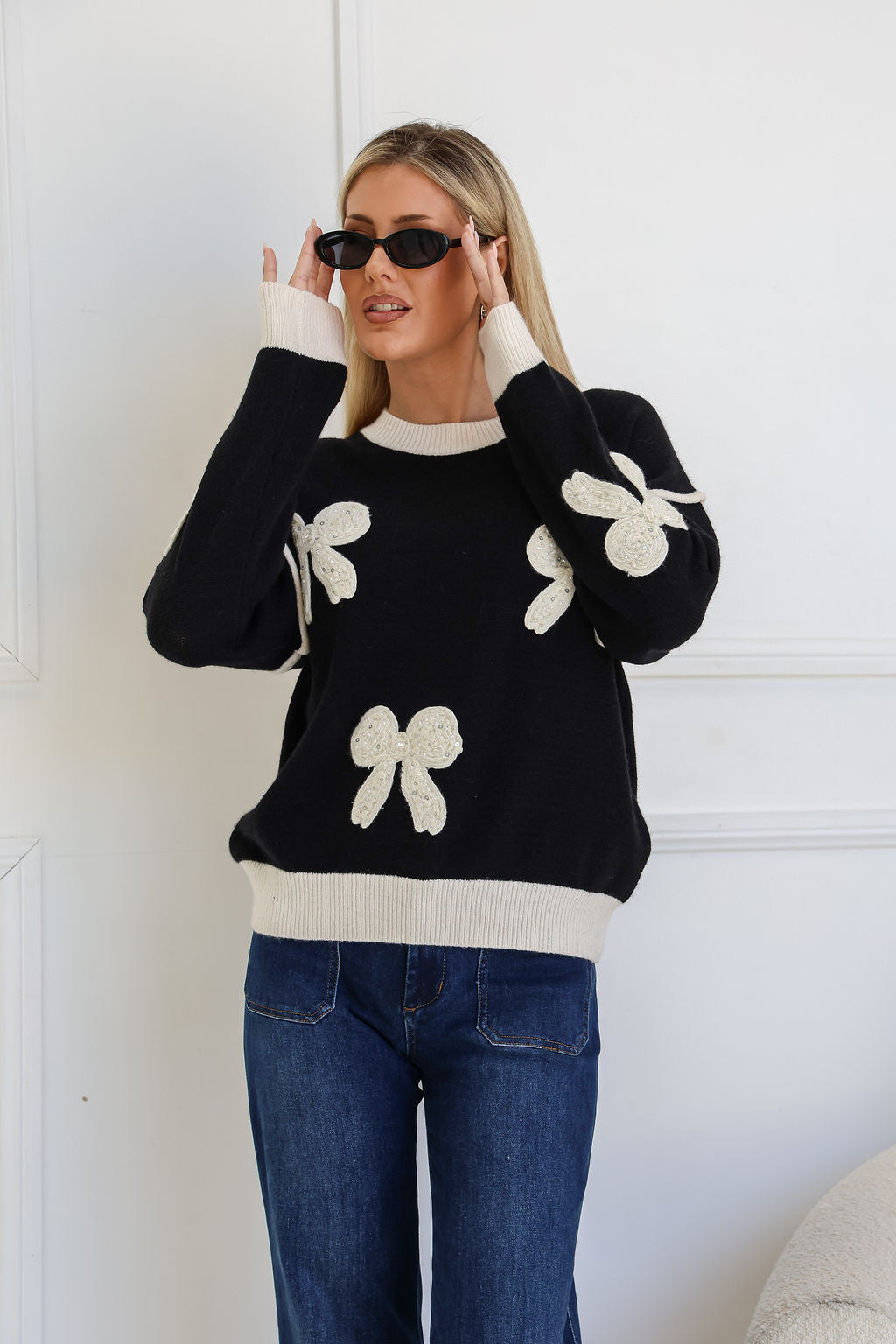 Bow Contrast Knit - Black