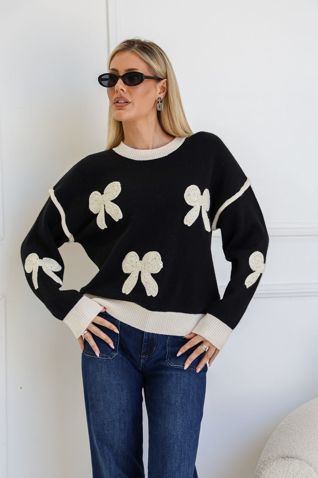 Bow Contrast Knit - Black