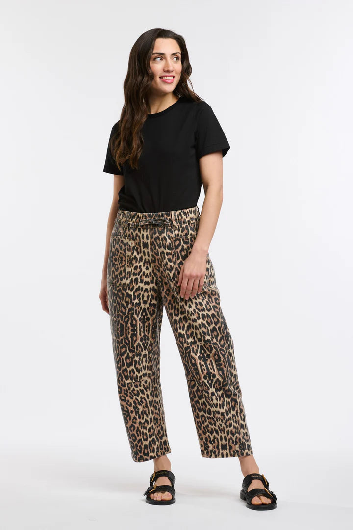 LIMITED EDITION Leo Barrel Jeans - Leopard PREORDER
