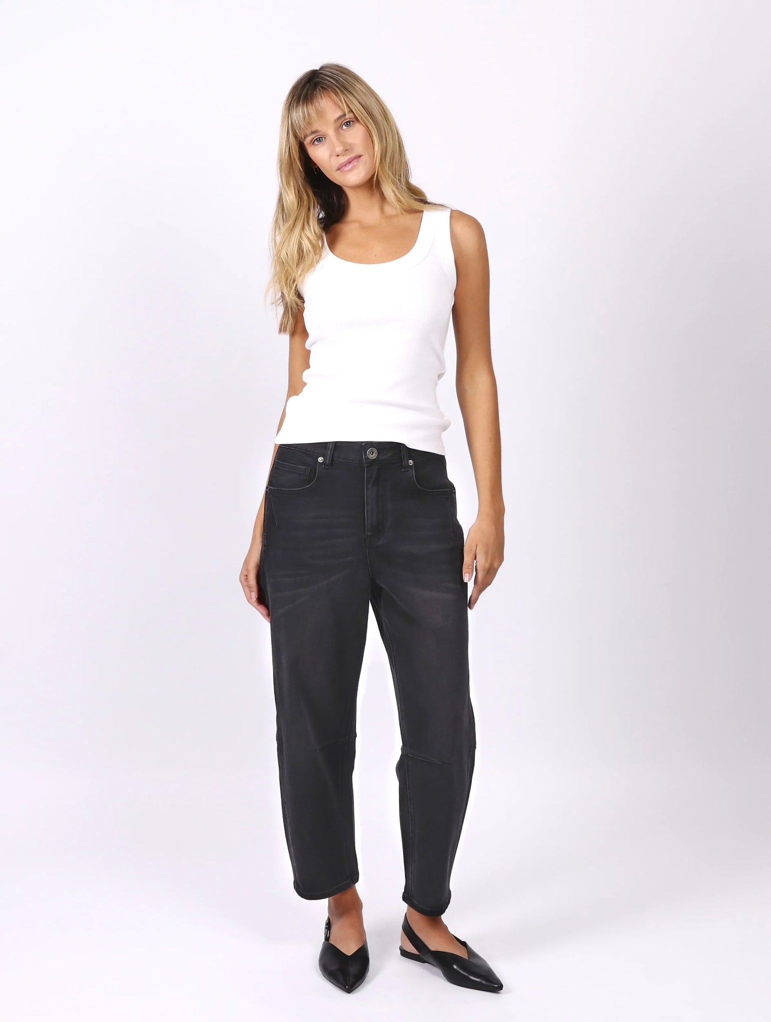 Toni Barrel Jeans - Black PREORDER