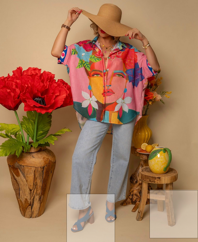 MADE IN ITALY Graphic Top - Portrait