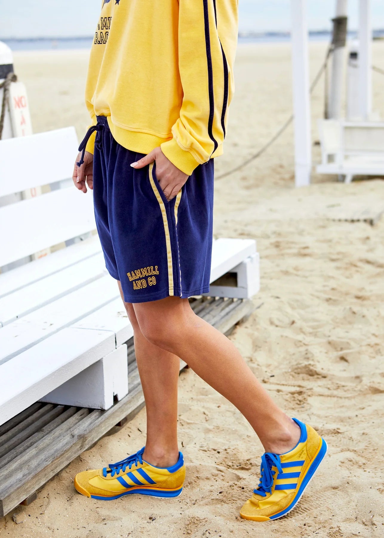 Urban Velour Short - Navy